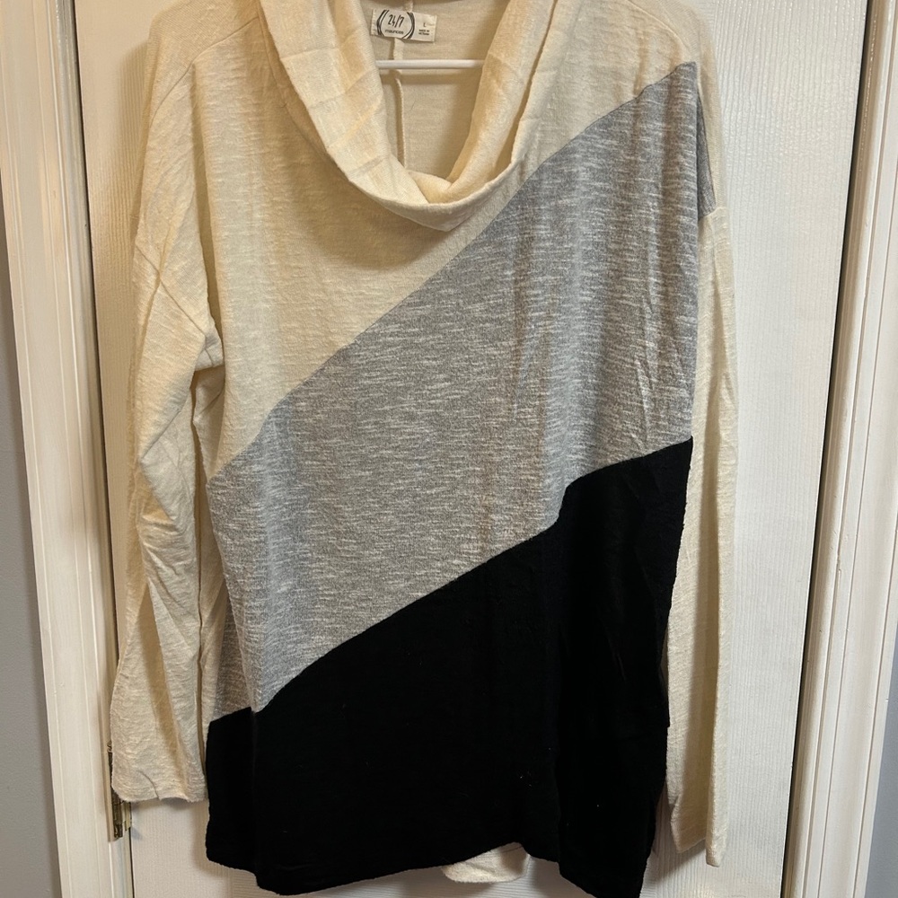 Cozy Colorblock Hooded Sweater - Cream, Gray & Black